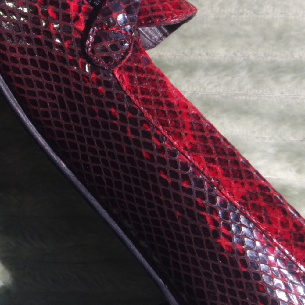 Stuart Weitzman Red Snakeskin Women's Slip-On Loafers w/Glossy Finish Sz. 10.5 - Picture 4 of 16